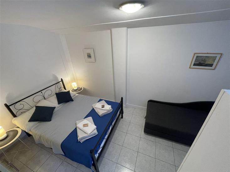 Apartment A2, for 3 persons