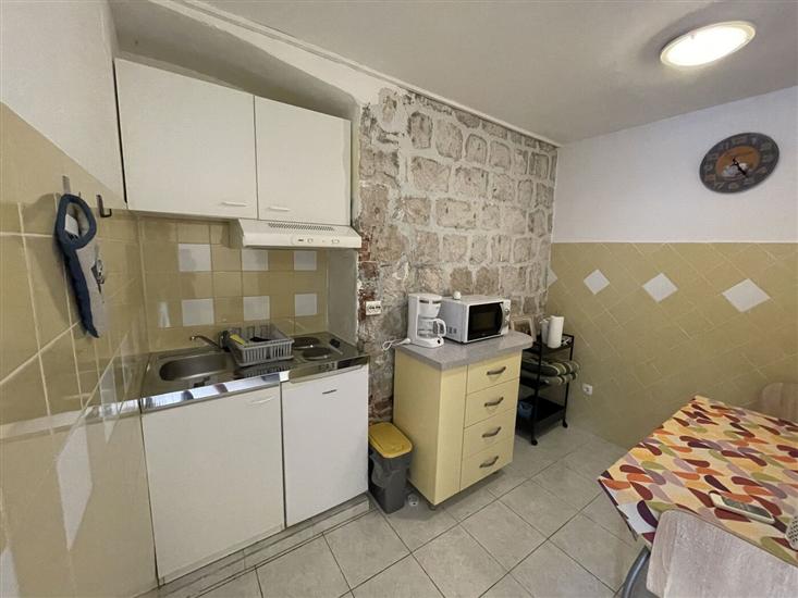 Apartment A2, for 3 persons