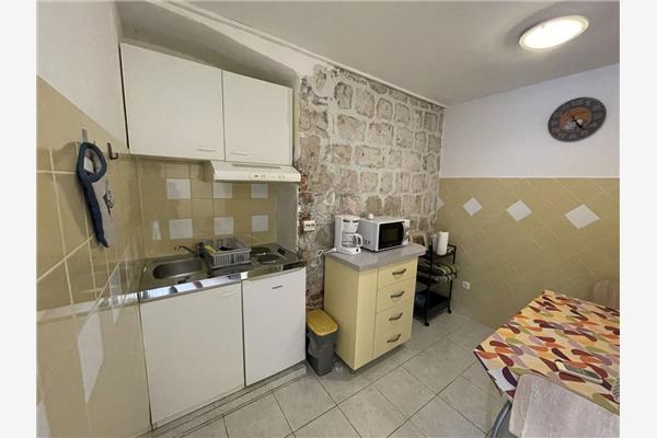 Apartment A2, for 3 persons