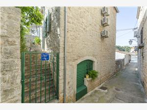 Apartment Middle Dalmatian islands,BookDragaFrom 164 €