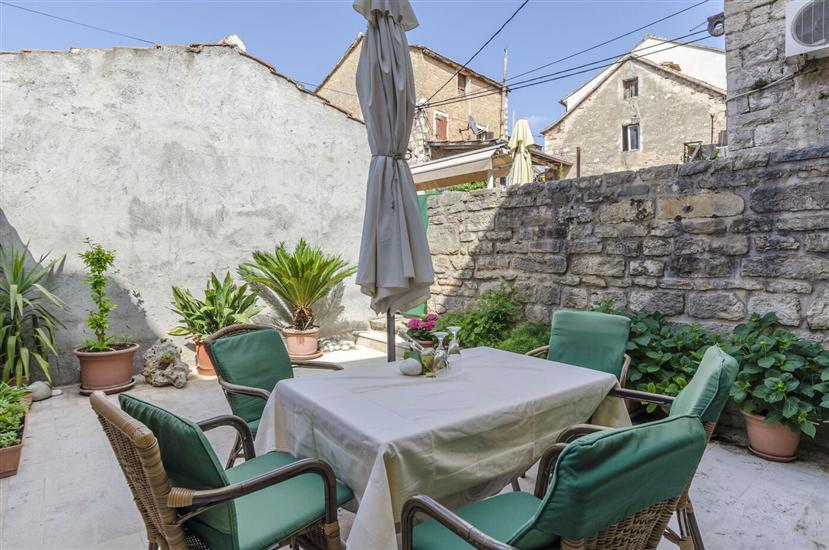 Apartment A1, for 4 persons