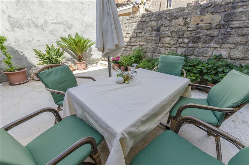 Apartment A1, for 4 persons