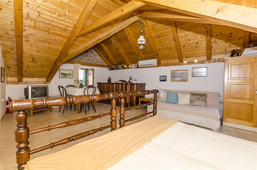 Apartment A3, for 3 persons