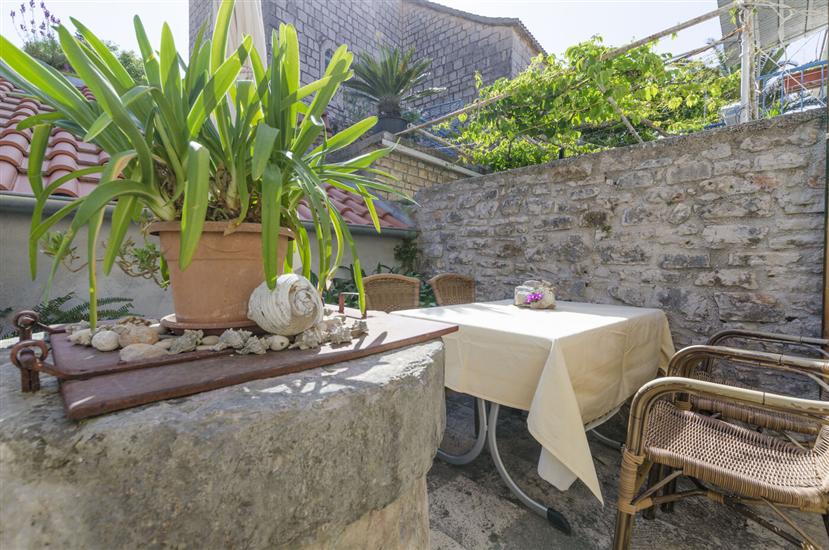 Apartment A4, for 3 persons