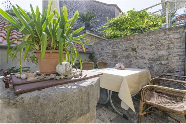 Apartment A4, for 3 persons