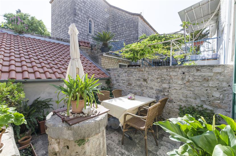 Apartment A4, for 3 persons