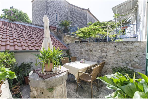 Apartment A4, for 3 persons