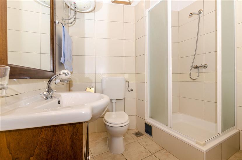 Apartment A4, for 3 persons