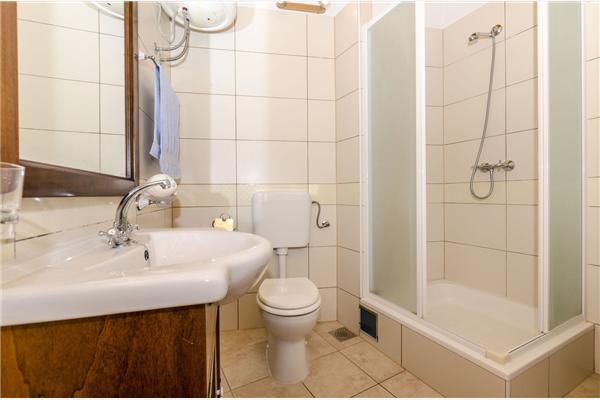 Apartment A4, for 3 persons