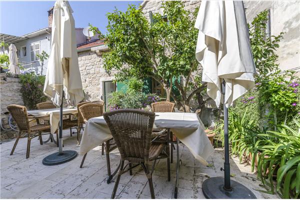 Apartment A4, for 3 persons