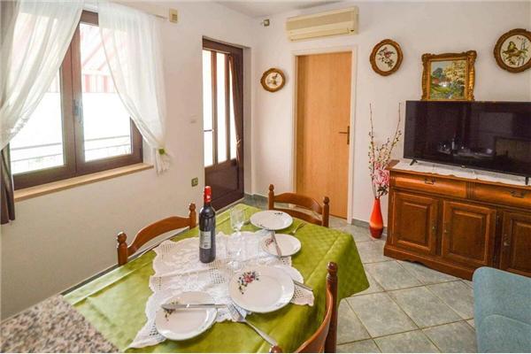 Apartment A1, for 2 persons