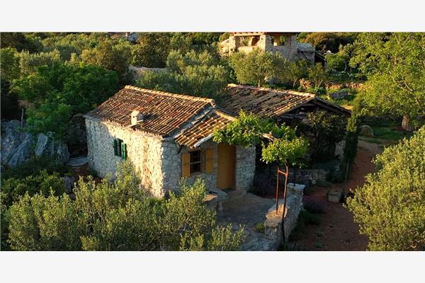 House K2, for 3 persons