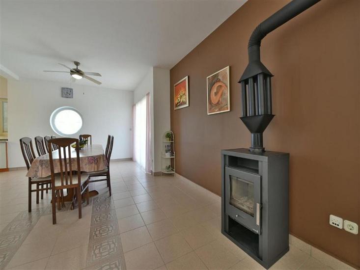 House K1, for 10 persons