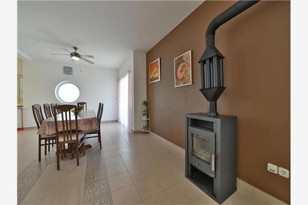 House K1, for 10 persons