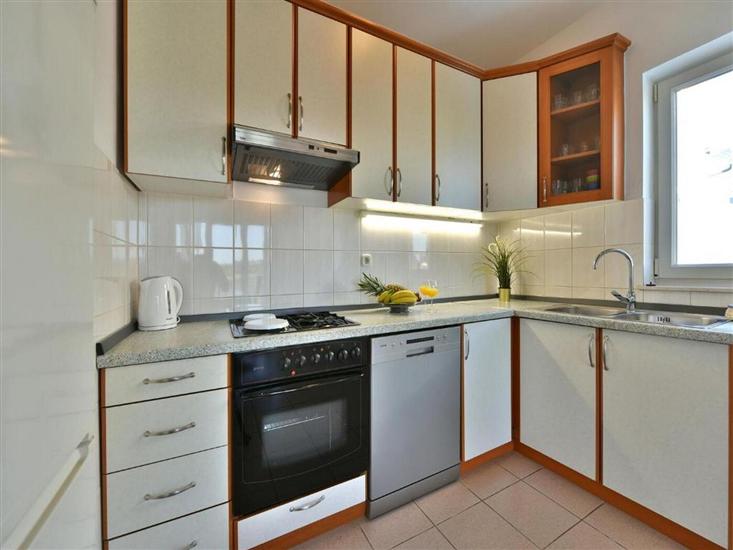 House K1, for 10 persons