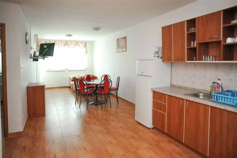 Apartment A1, for 6 persons