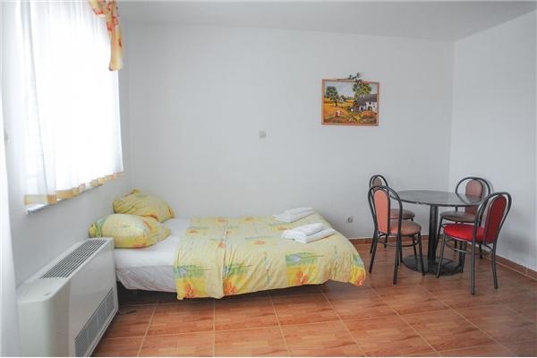 Apartment A2, for 4 persons