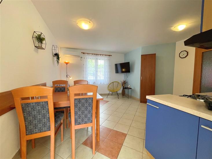 Apartment A2, for 3 persons