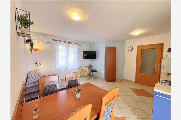 Apartment A2, for 3 persons