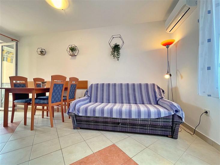 Apartment A2, for 3 persons