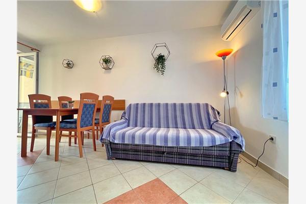 Apartment A2, for 3 persons