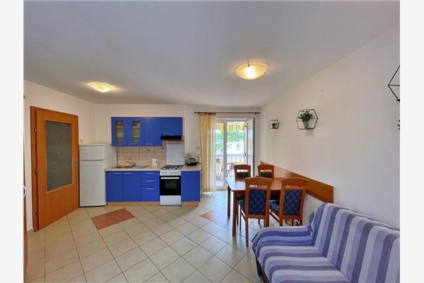 Apartment A2, for 3 persons