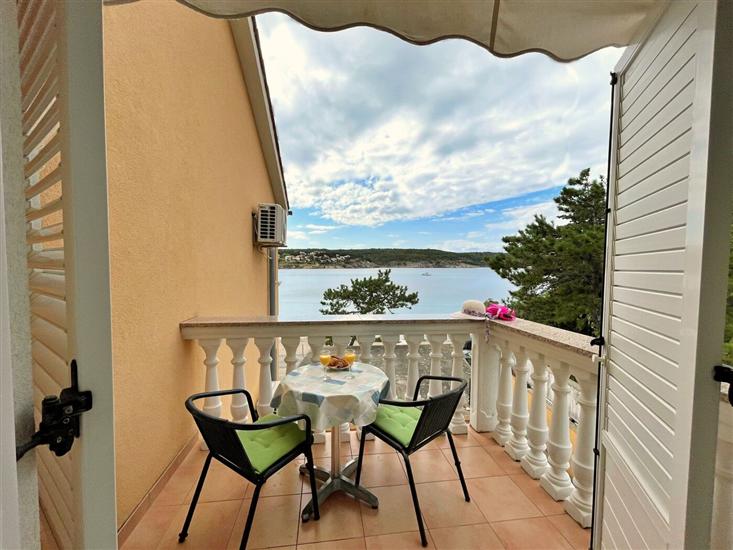 Apartment A4, for 3 persons