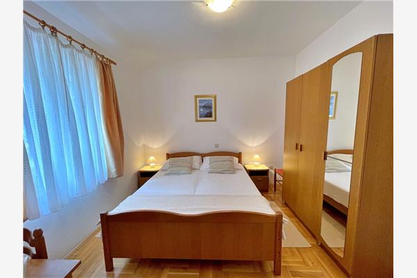 Apartment A4, for 3 persons