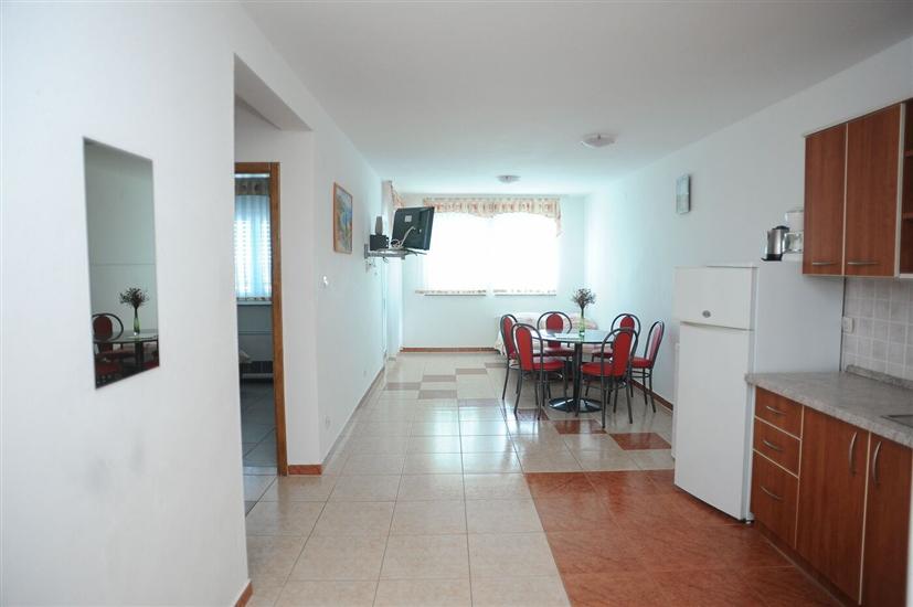 Apartment A5, for 6 persons