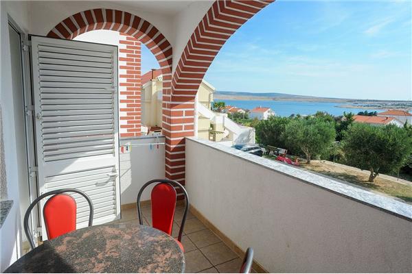 Apartment A6, for 4 persons