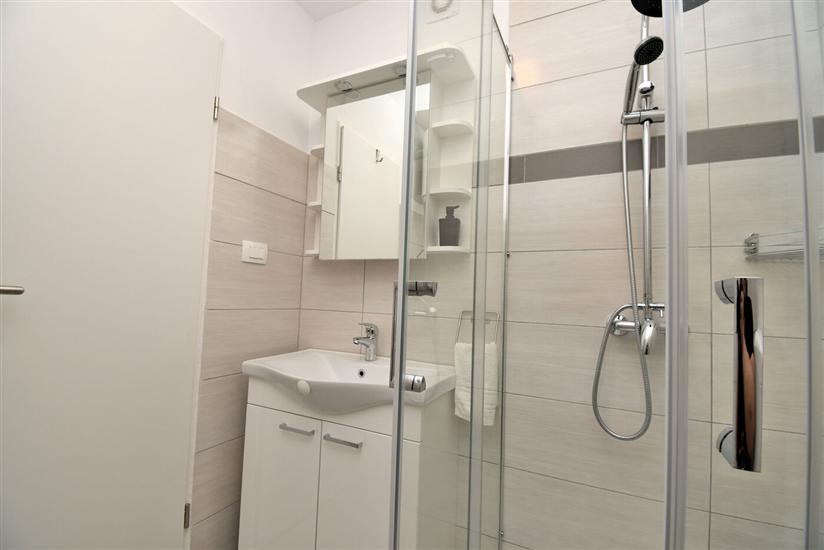 Apartment A2, for 3 persons