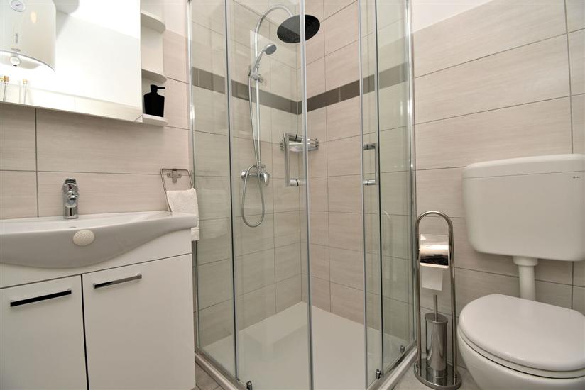 Apartment A2, for 3 persons