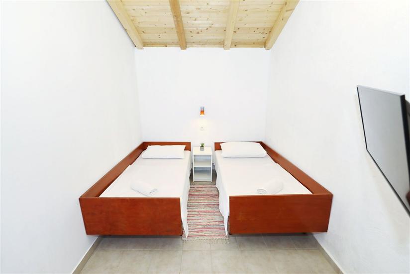 House K1, for 3 persons