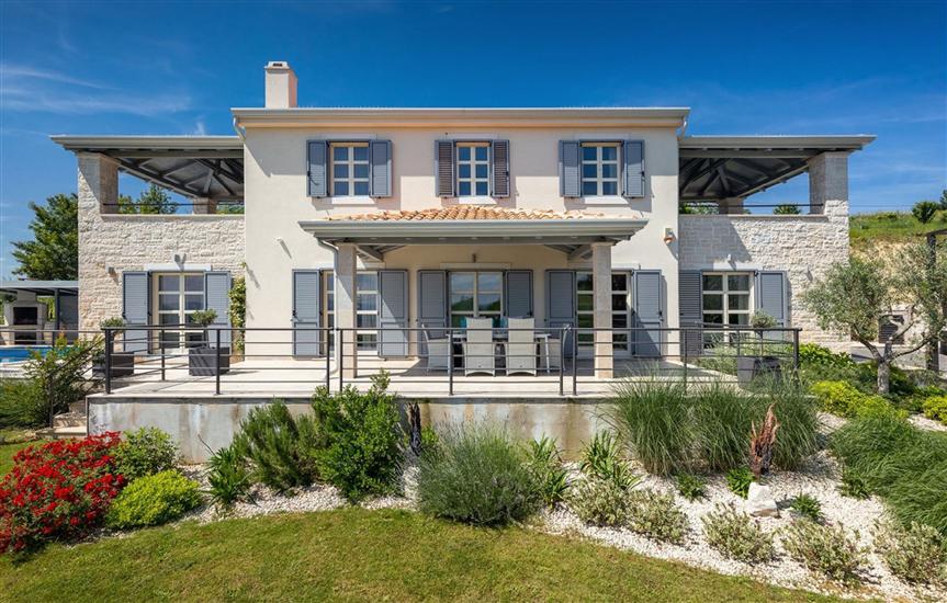 Villa Casa Katharina s bazenom i panoramskim pogledom