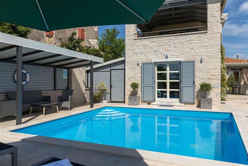 Villa Casa Katharina s bazenom i panoramskim pogledom