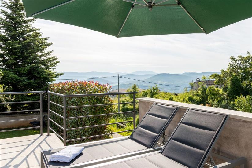 Villa Casa Katharina s bazenom i panoramskim pogledom