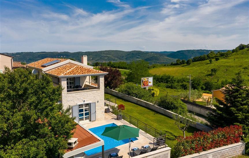 Villa Casa Katharina s bazenom i panoramskim pogledom