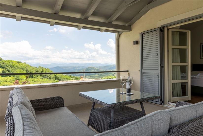 Villa Casa Katharina s bazenom i panoramskim pogledom