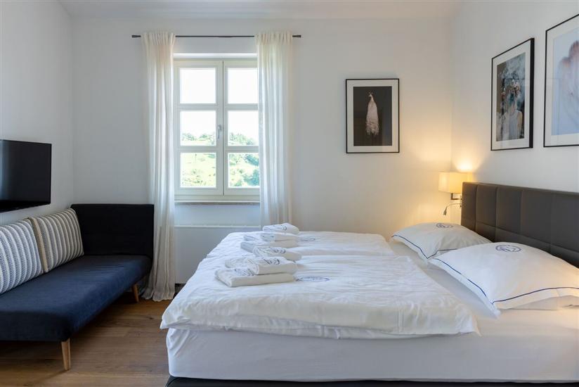 House K1, for 8 persons