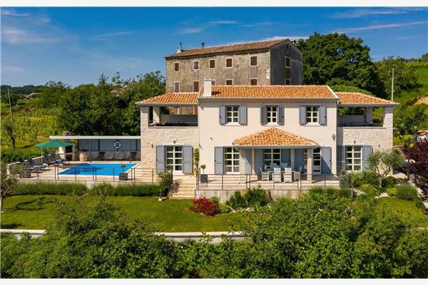 House K1, for 8 persons