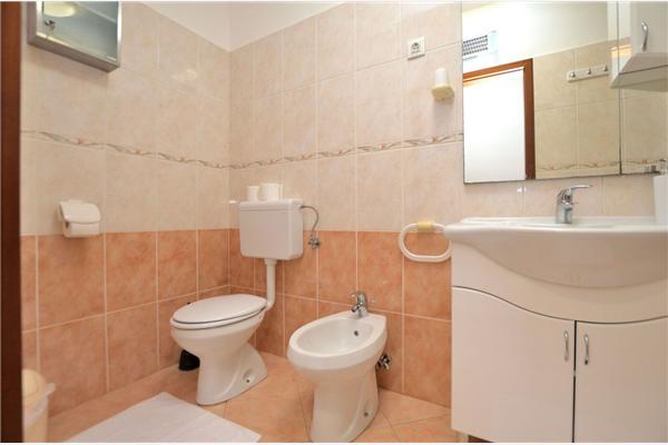 Apartment A1, for 5 persons