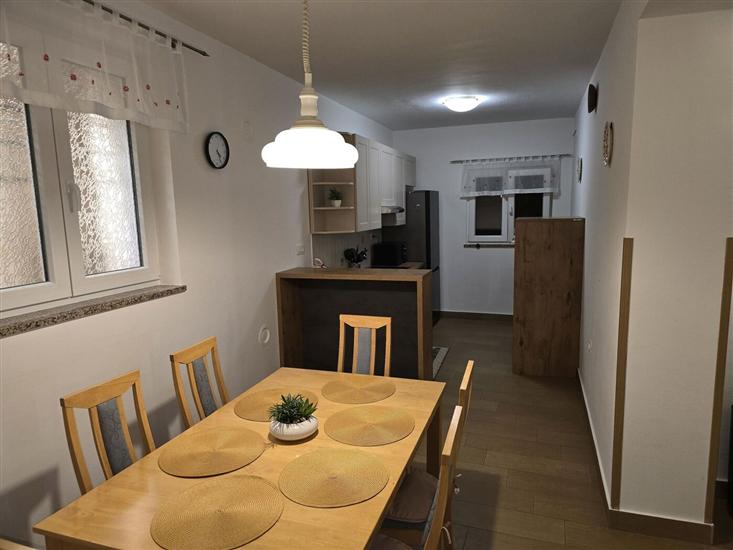 Apartment A1, for 5 persons