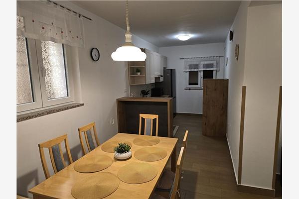 Apartment A1, for 5 persons