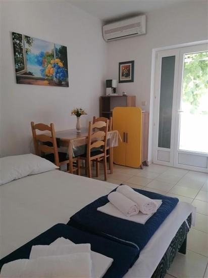 Apartman A2, na 3 osebe