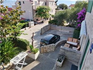 Apartment Middle Dalmatian islands,BookFamilyFrom 110 €