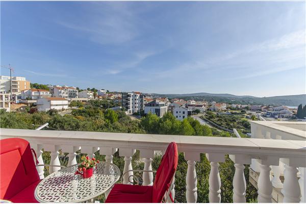 Room S3, for 2 persons