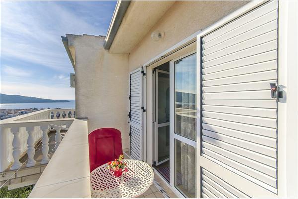 Room S3, for 2 persons