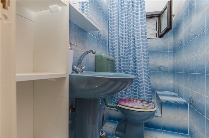 Room S4, for 2 persons