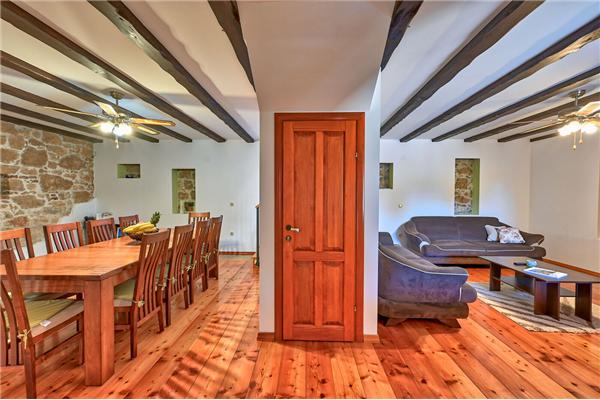 House K1, for 10 persons