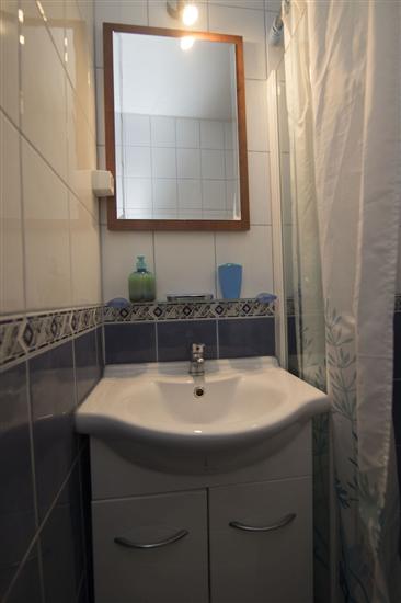 Apartment A7, for 2 persons